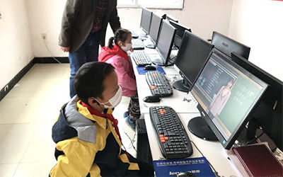 <b>抗疫新冠状病毒工业无线路由器蜂窝网络vpn内网为学生和居民带来Wi-Fi</b>
